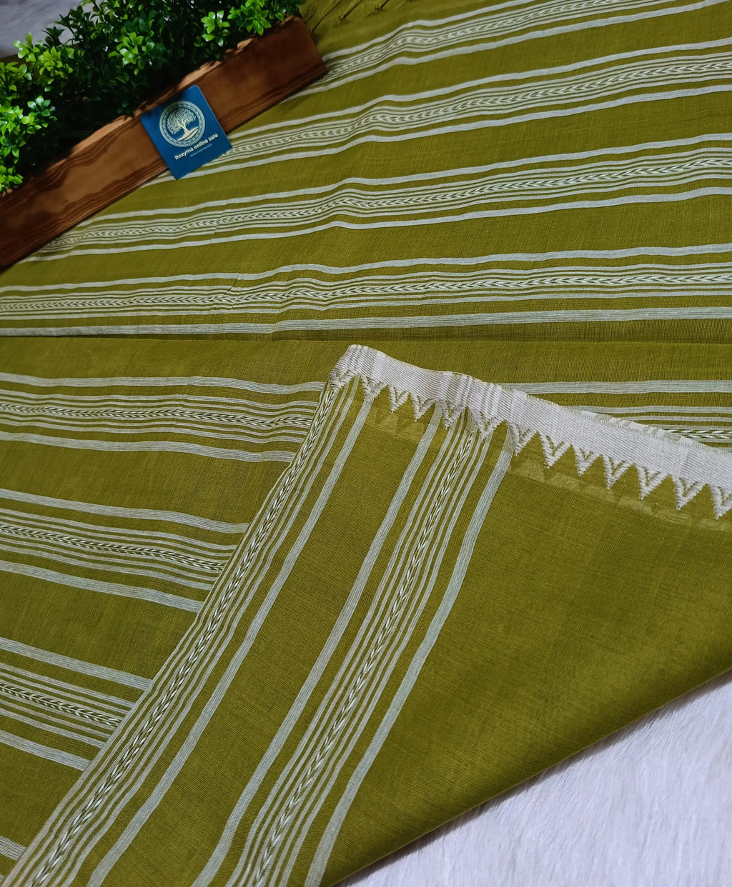 Authentic Begumpuri Handwoven Pure Cotton Saree in Olive Green with Traditional Begumpuri Border
