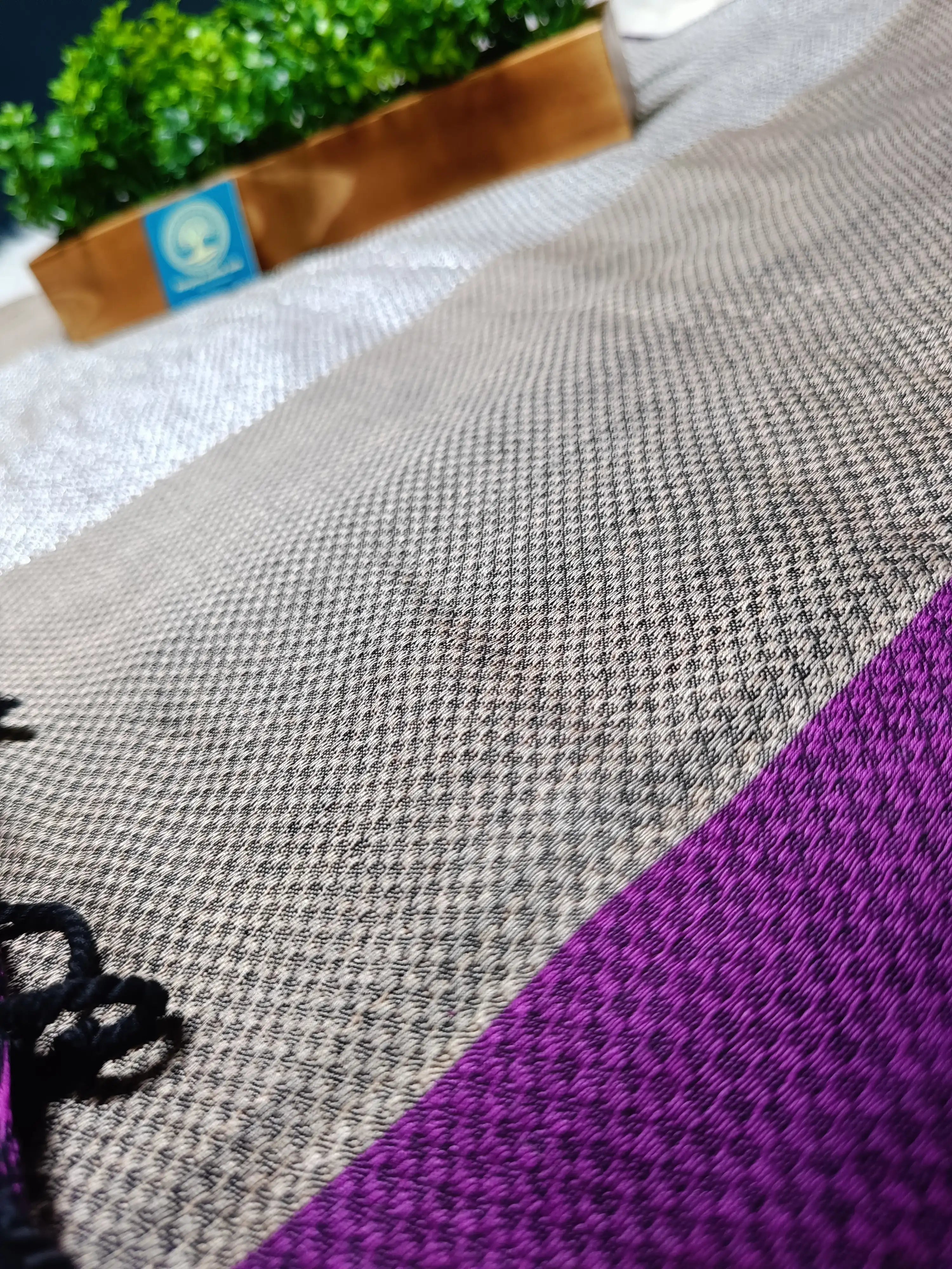 Elegant Violet Handloom Cotton Saree with Jacquard Weaving & Contrast Baby Pallu
