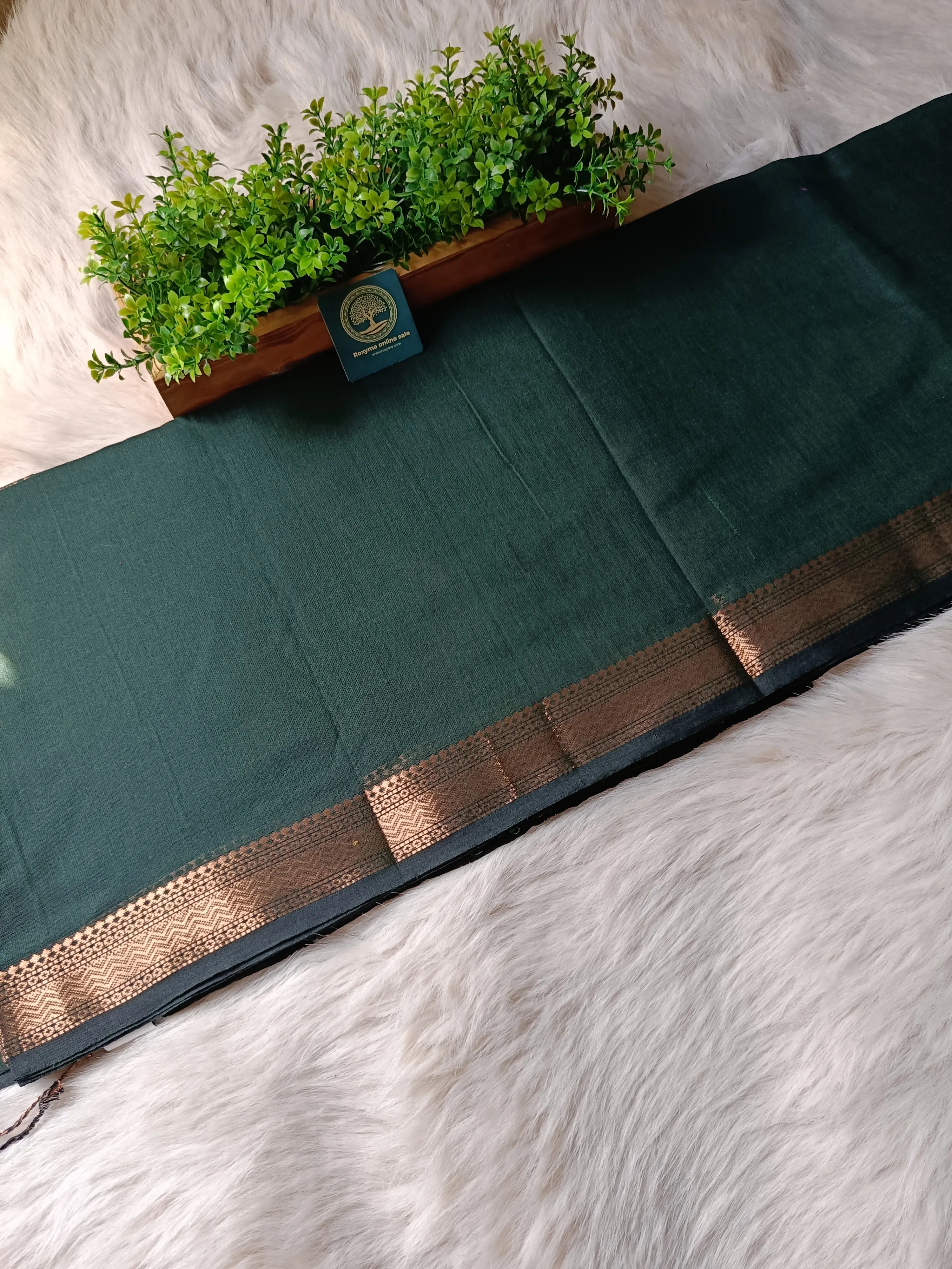Premium Handwoven Cotton Saree with Tested Antique Zari Border | Elegant Dark Green Cotton Saree