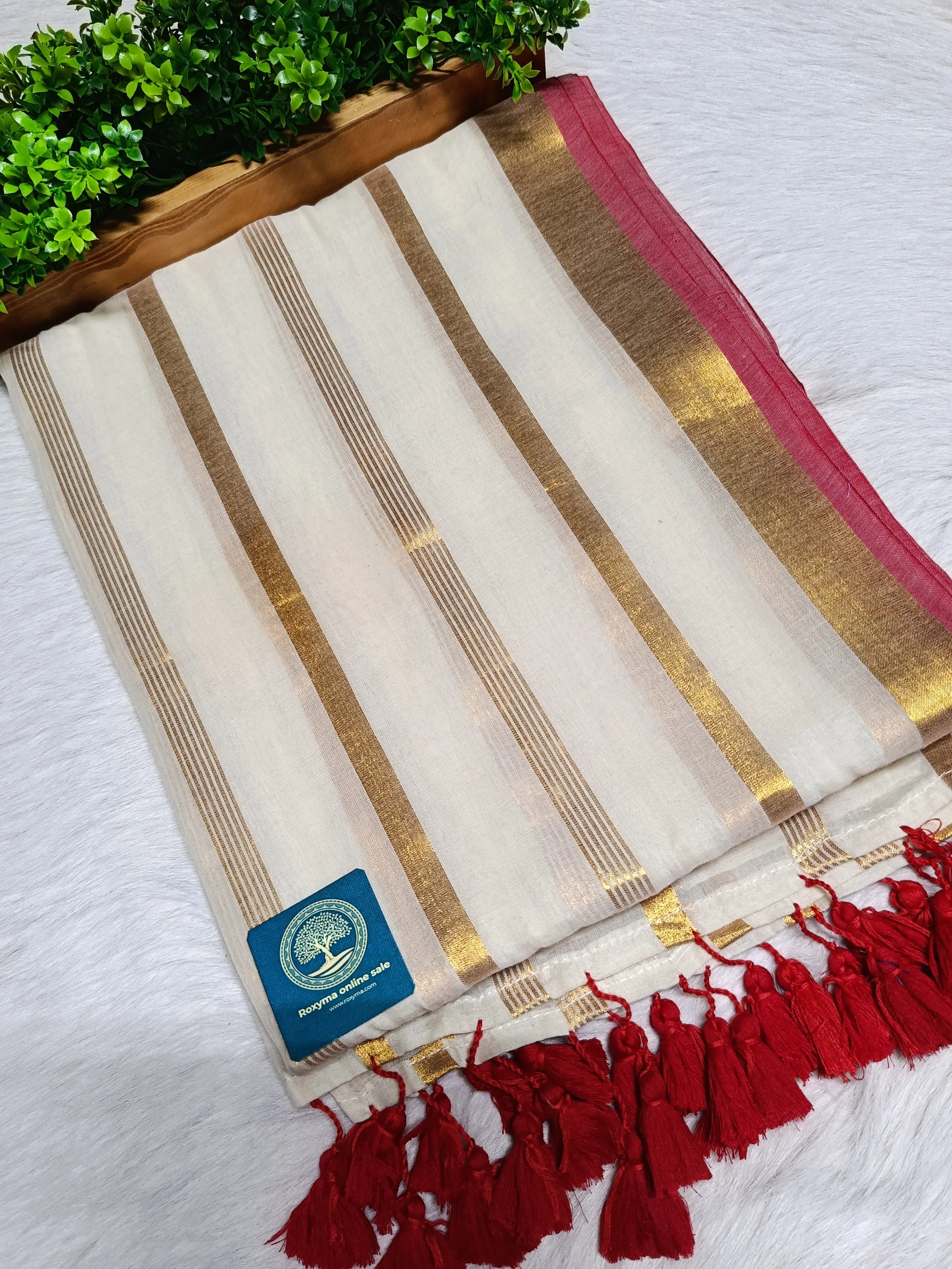 Pure Mull Cotton Saree with Tested Zari Border & Stripes – Off White & Gold Elegant Handloom Saree | Lightweight Soft Cotton