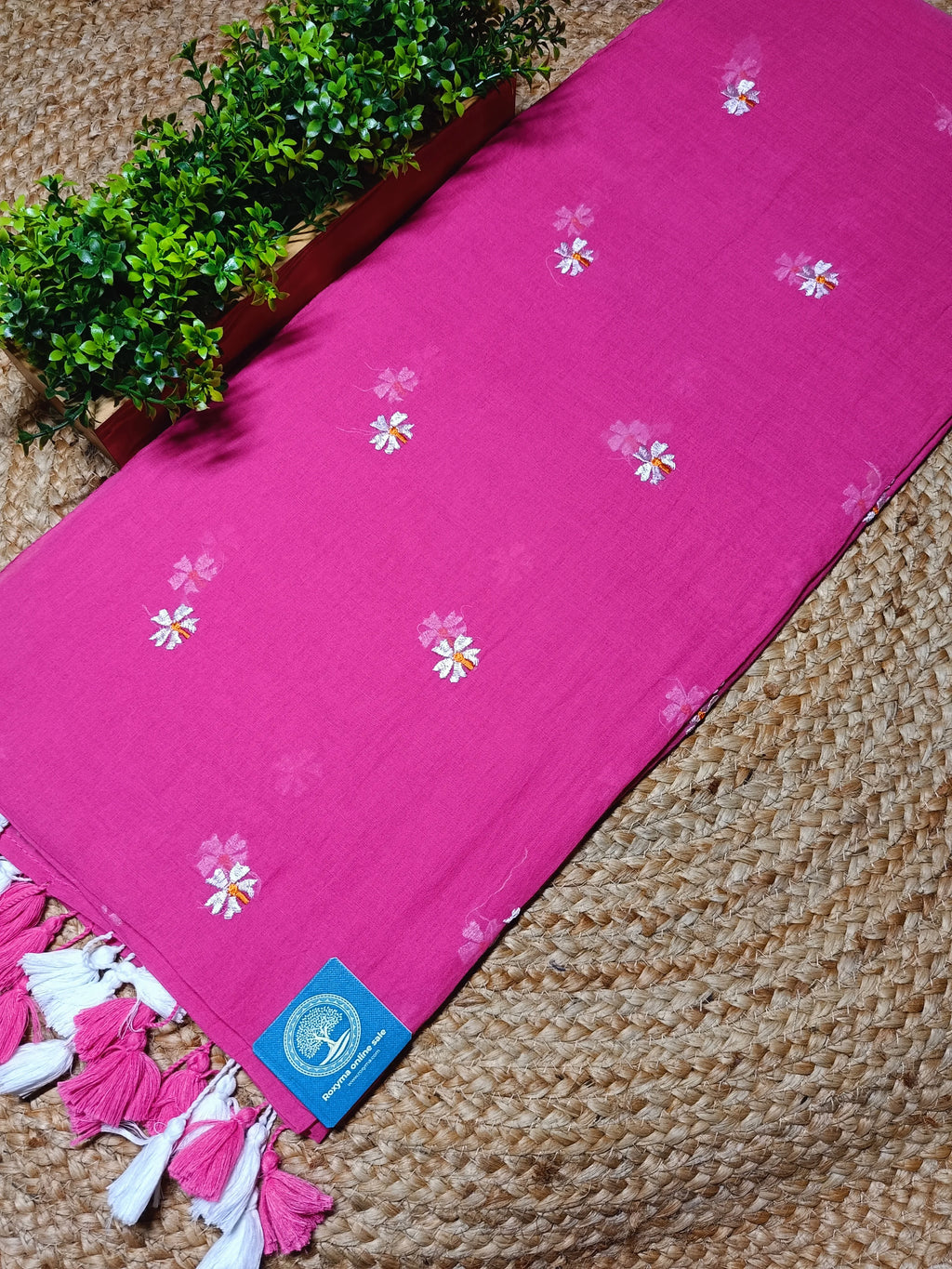 Pure Mulmul Cotton Saree with Seuli Flower Embroidery – Handcrafted Lightweight Bengal Cotton Saree in Pink