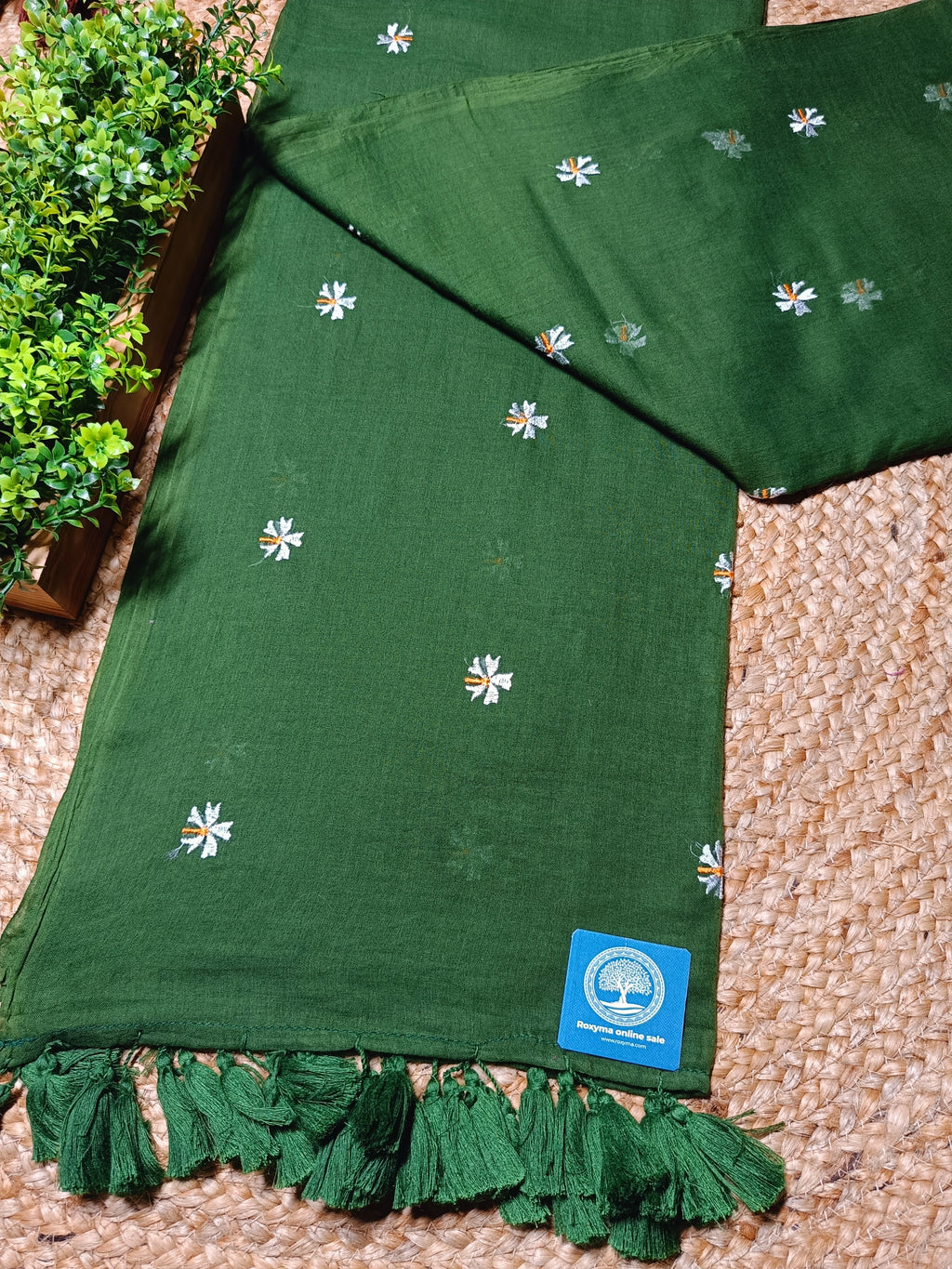 Pure Mulmul Cotton Saree with Seuli Flower Embroidery – Handcrafted Lightweight Bengal Cotton Saree in Bottle Green