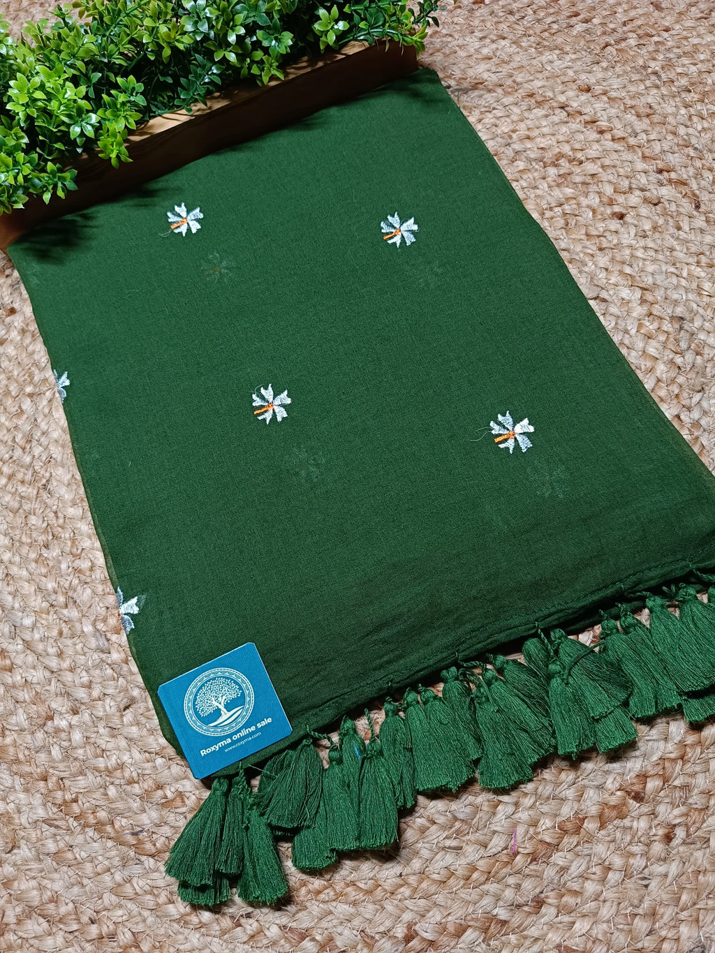 Pure Mulmul Cotton Saree with Seuli Flower Embroidery – Handcrafted Lightweight Bengal Cotton Saree in Bottle Green