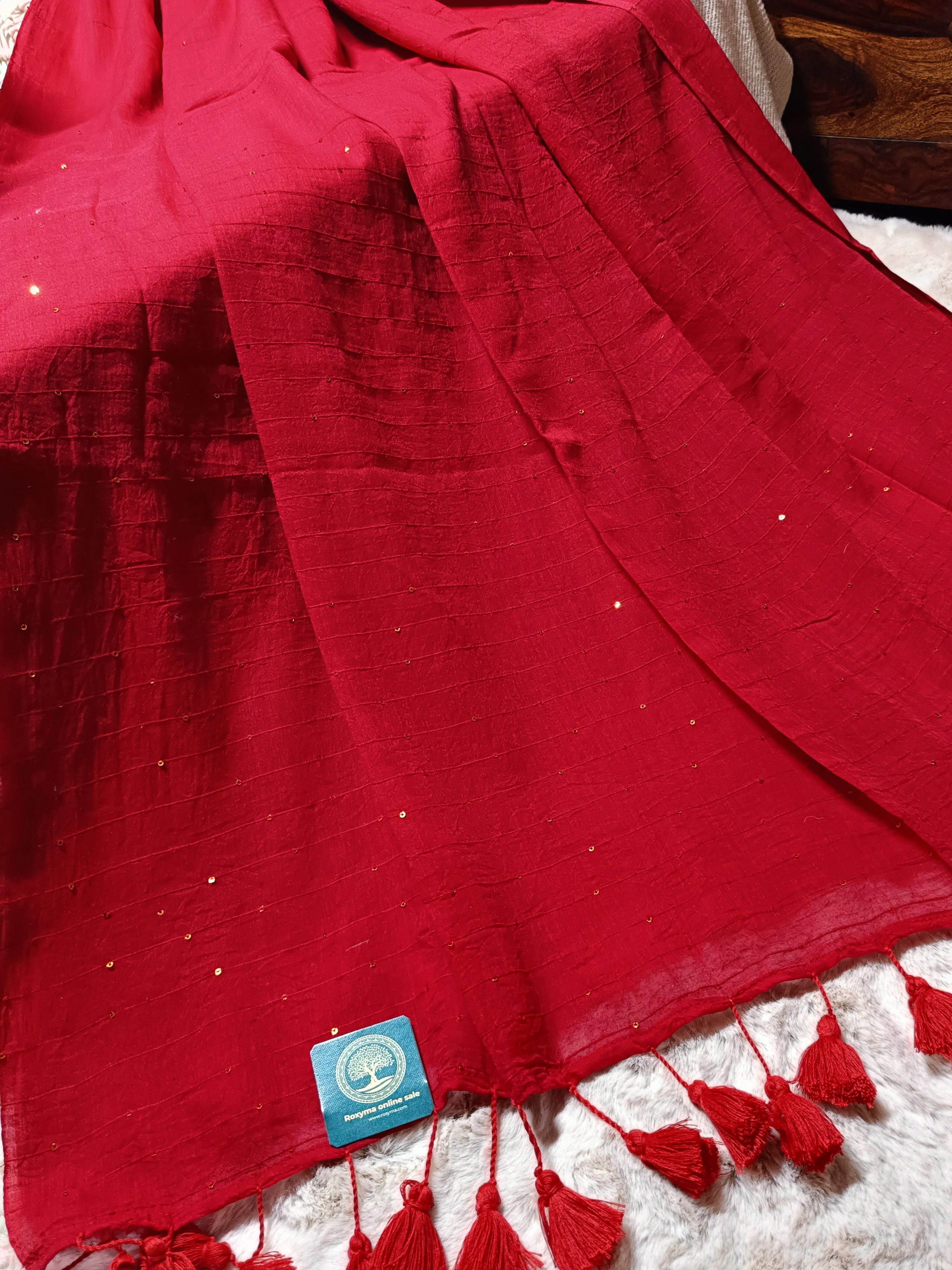 Roxyma_Red_Mull_Cotton_Saree_with_Sequin_Work_2