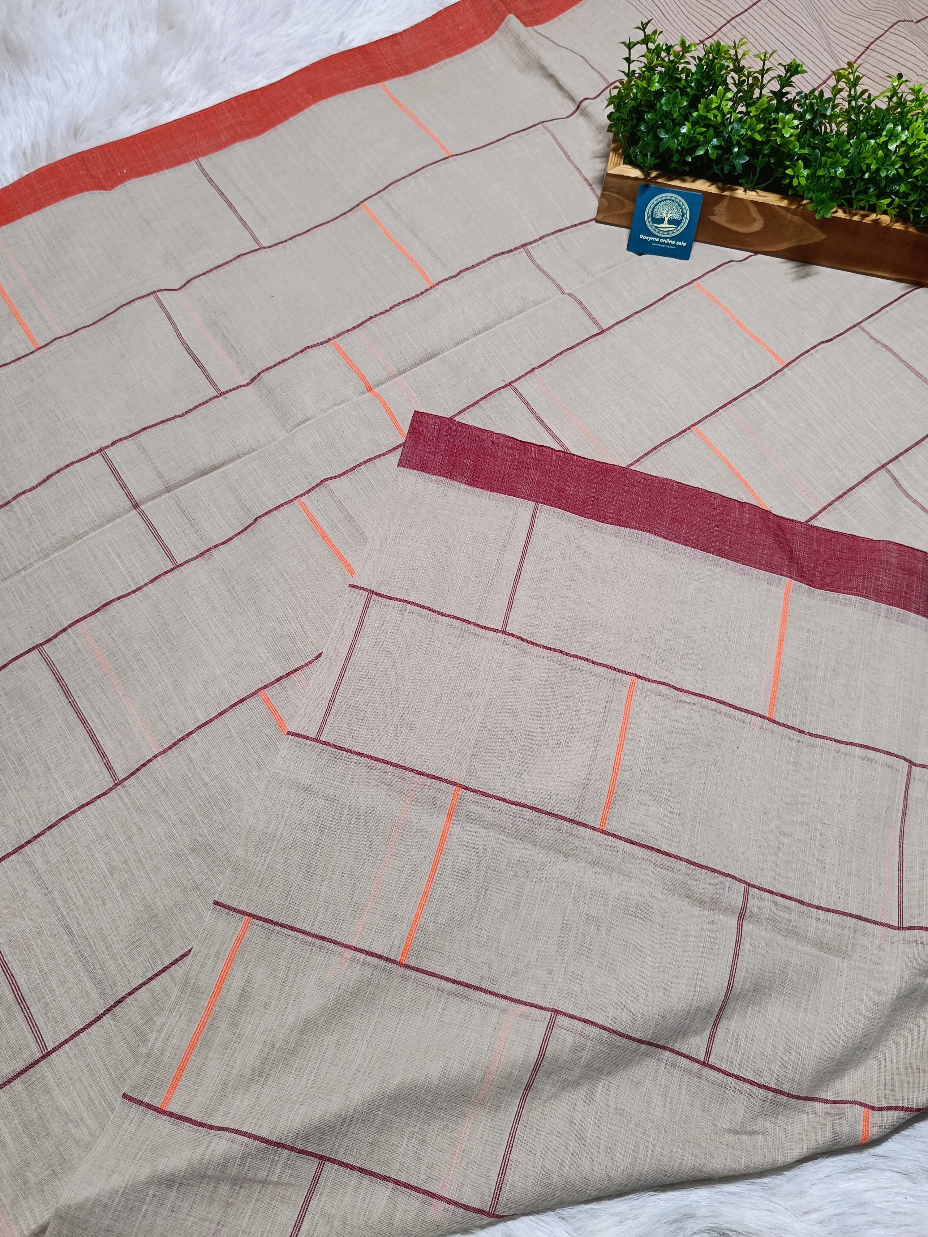 Pure Cotton Saree with Double  Contrast Border and Blouse Piece