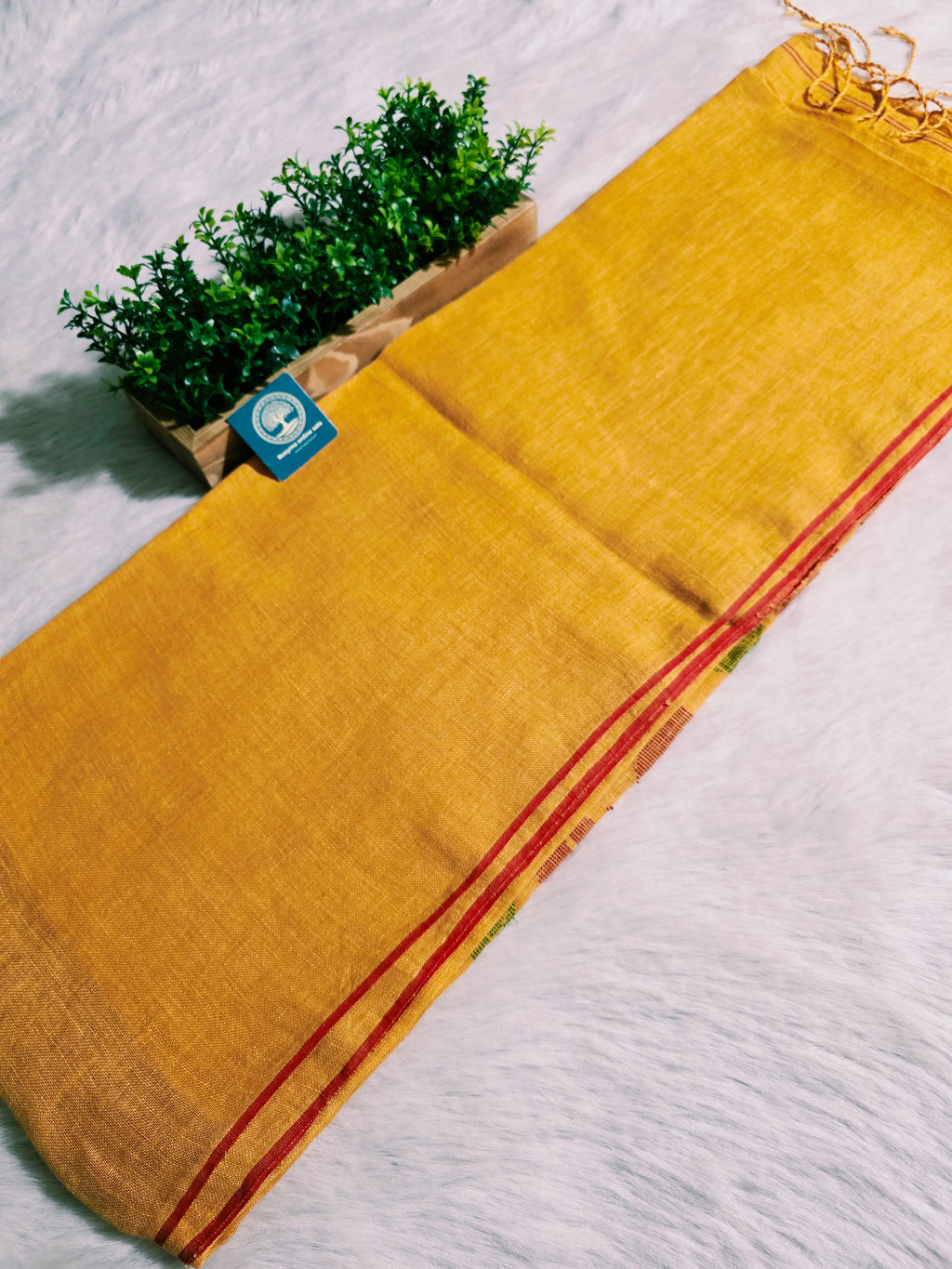 Mustard Jaishree Linen Saree with Handwoven Jamdani Pallu