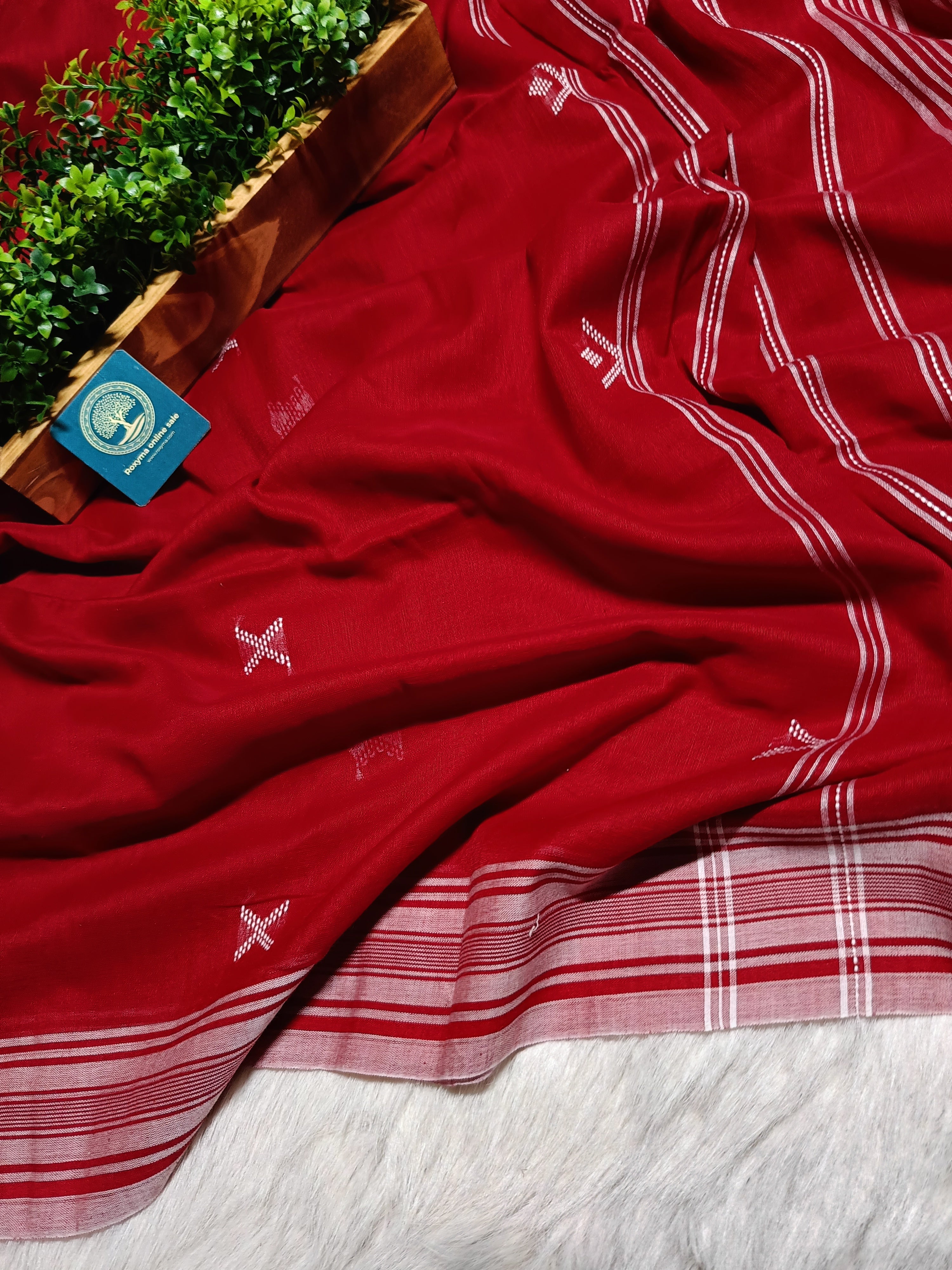Red Cotton Jamdani Saree with Bhujodi-Style Weaving