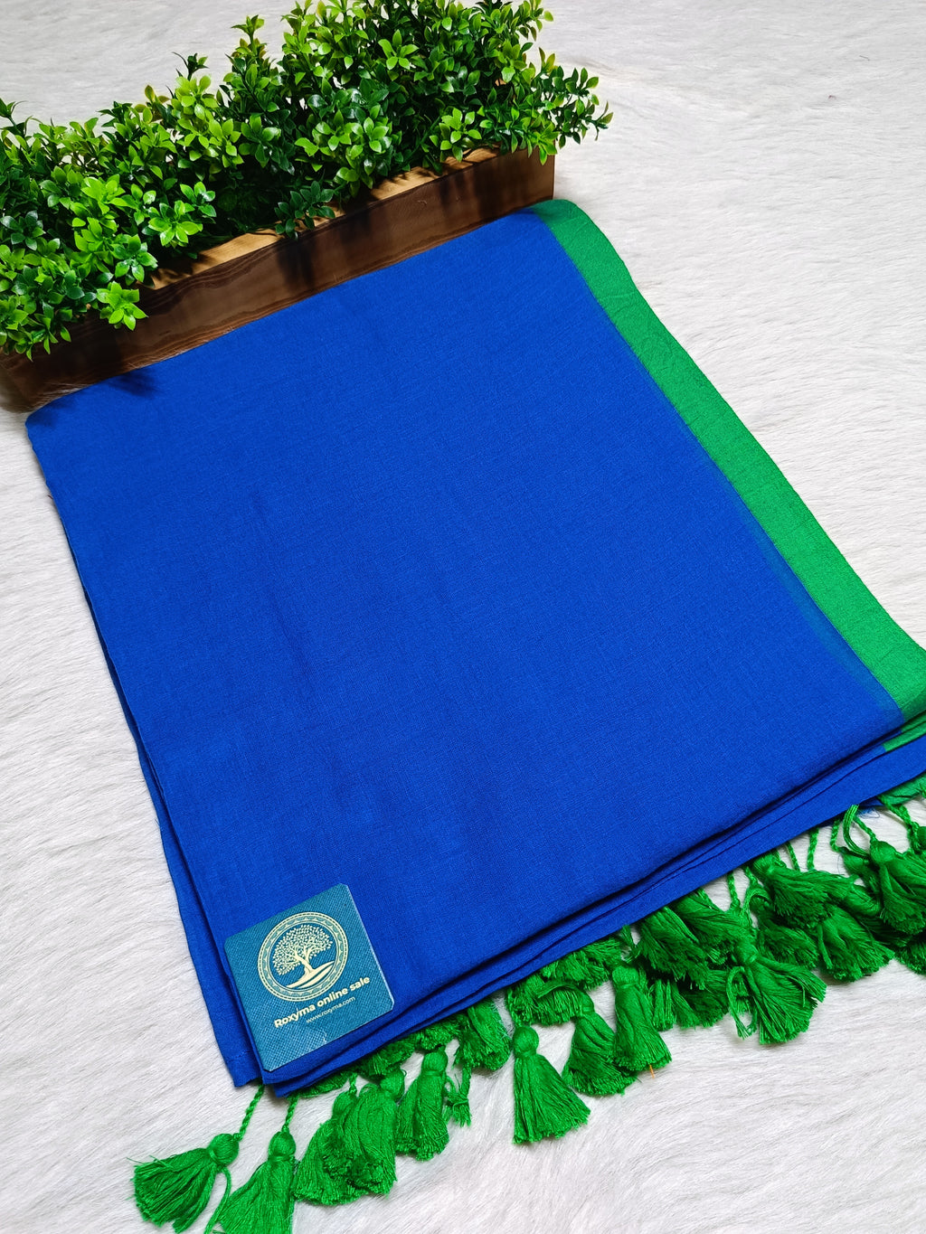 Pure Mullmull Cotton Saree with Contrast Border & Tassel Pallu | Soft Handloom Saree for Women