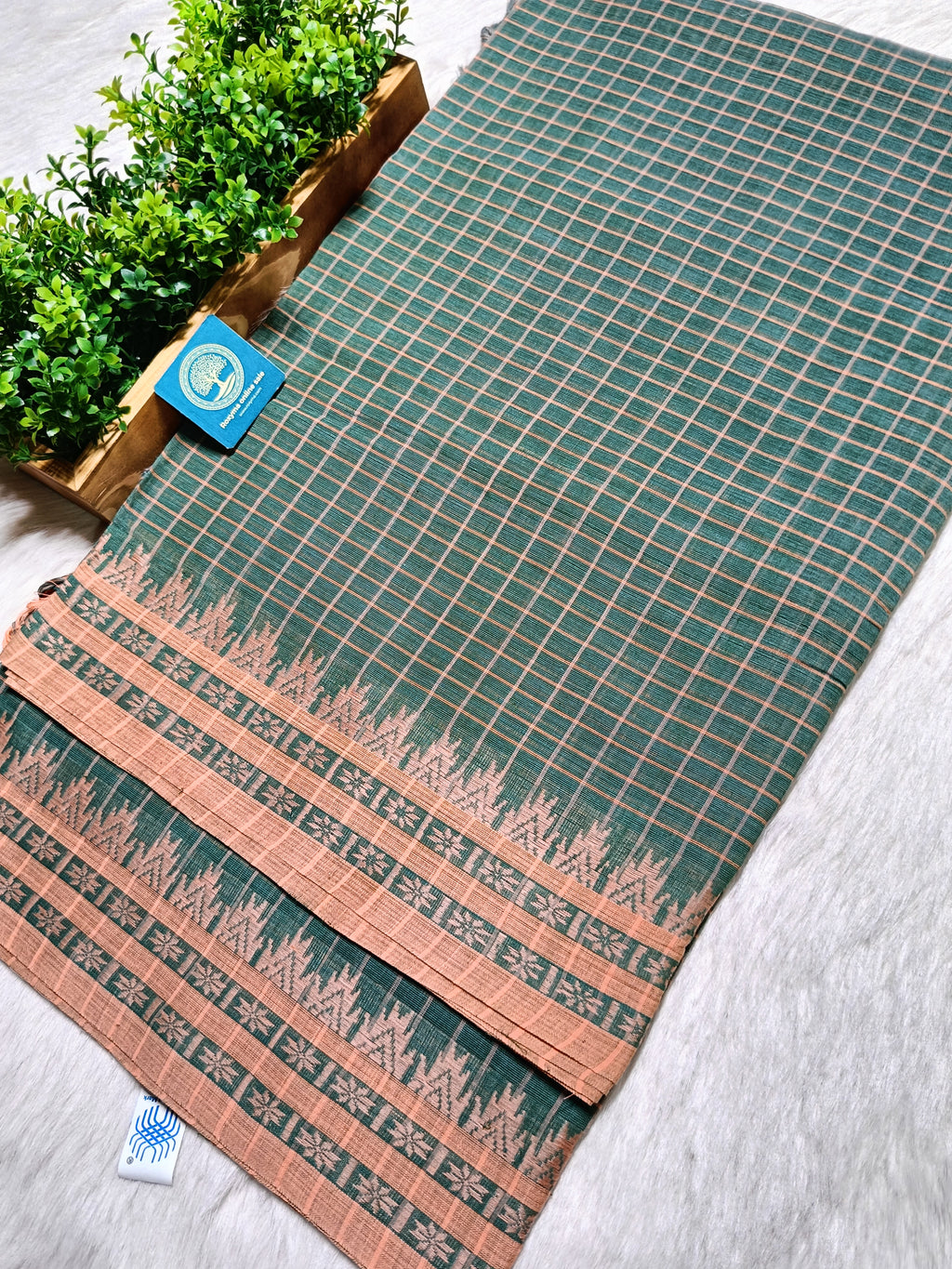 Premium Handwoven Dhonekhali Cotton Saree – Traditional Border | No Blouse Piece