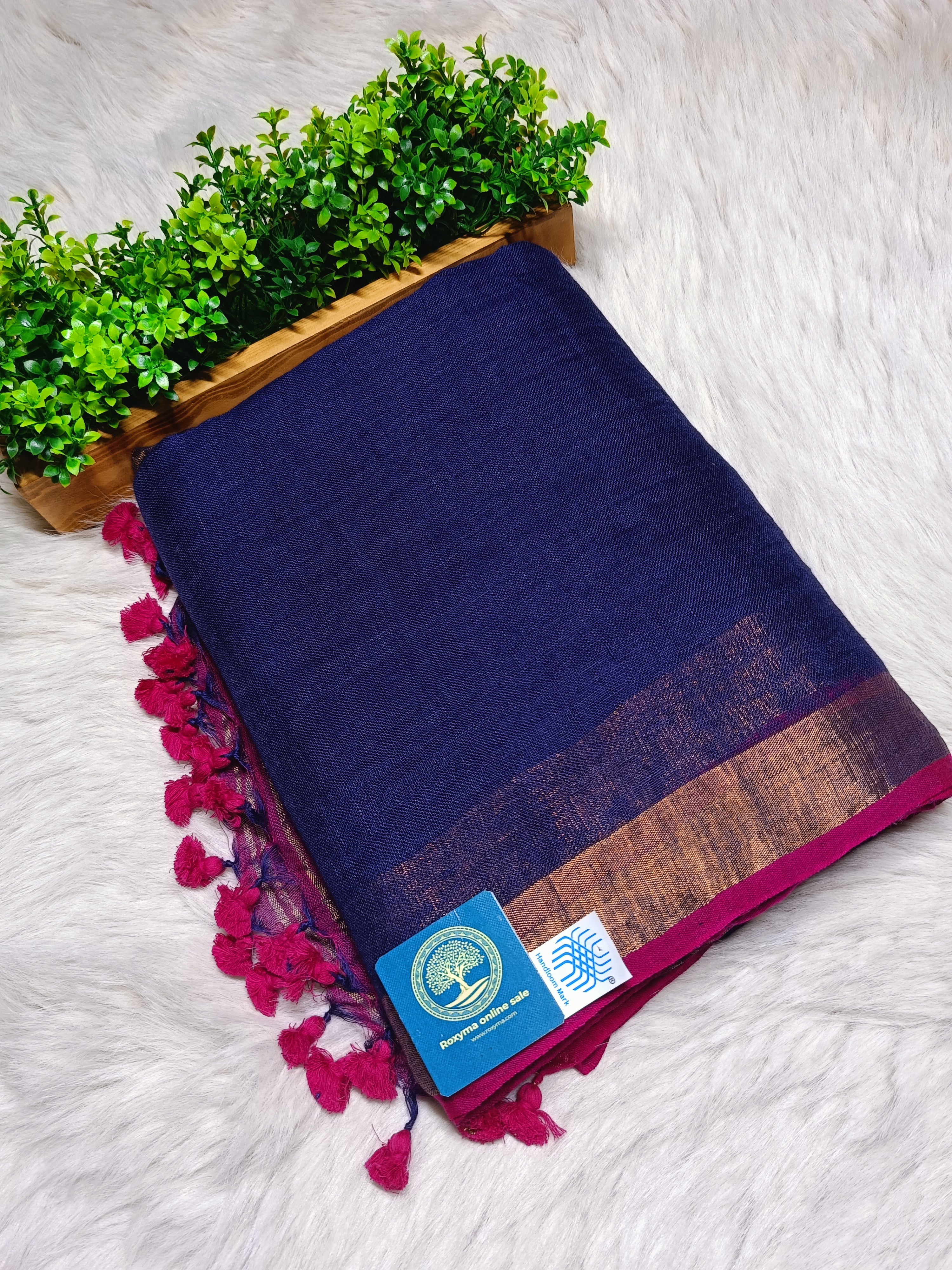 Linen Saree with Blouse Piece