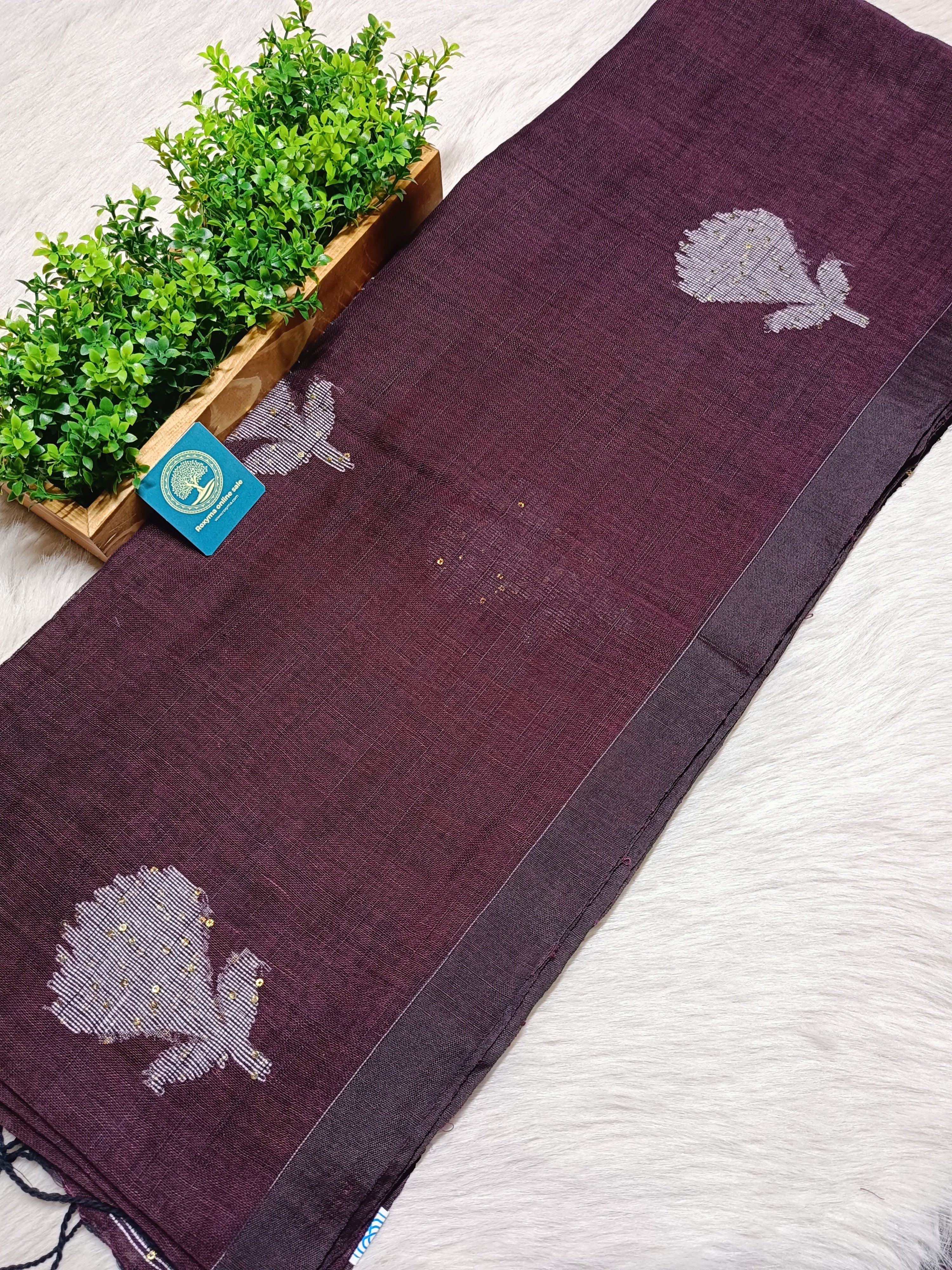 Pure Linen Handwoven Saree with Sequin Floral Motifs & Running Blouse Piece