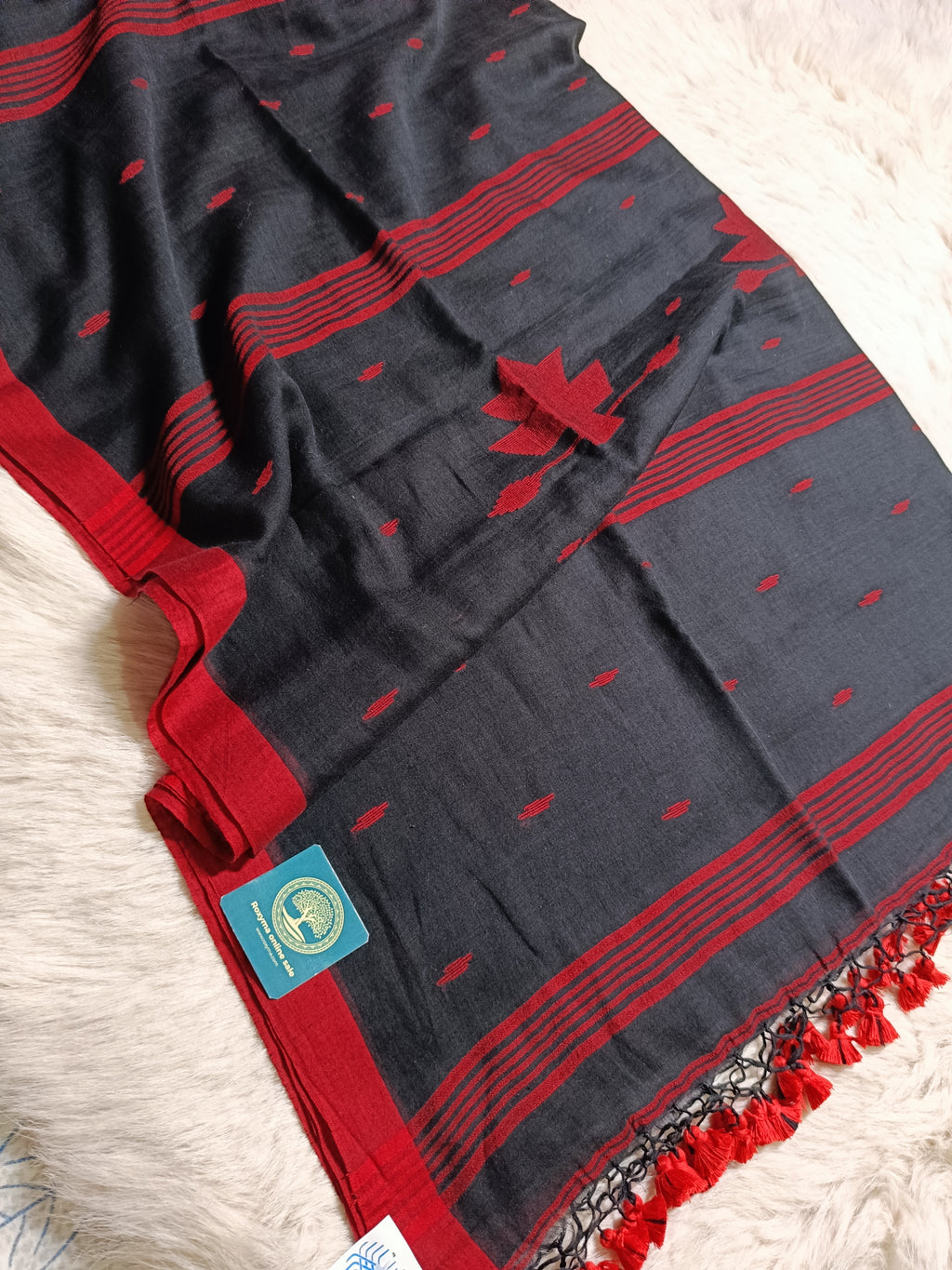 Handloom Cotton Saree in  Black and Red