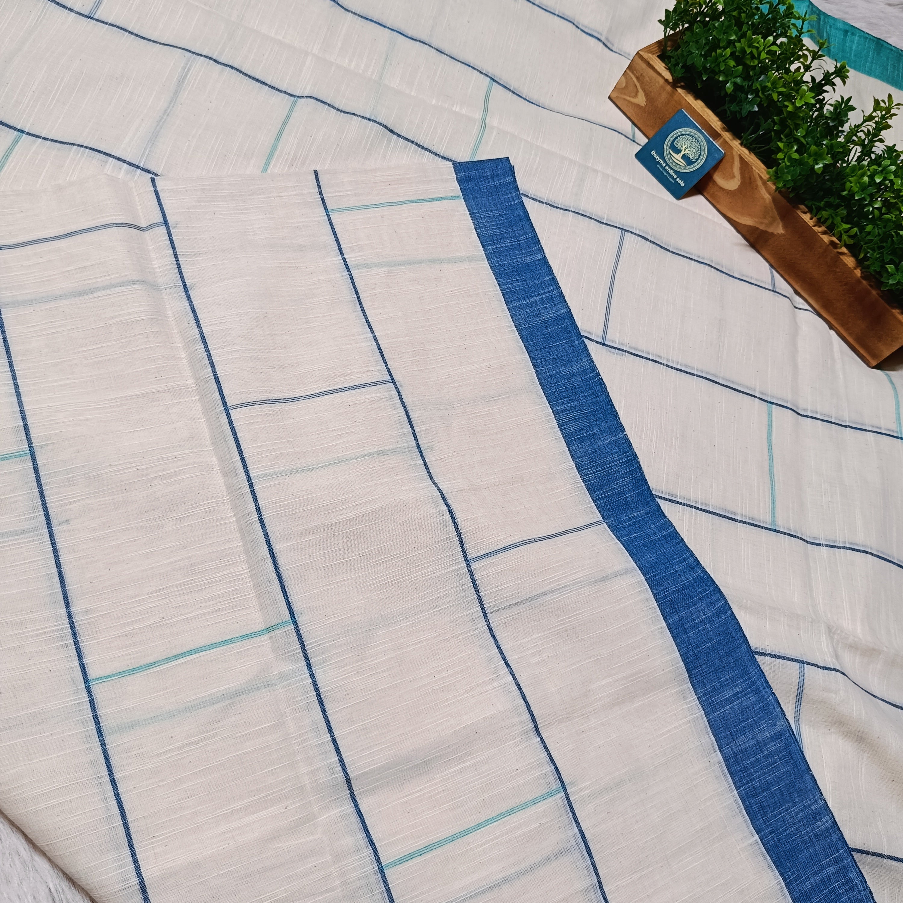 Pure Cotton Saree with Double  Contrast Border and Blouse Piece