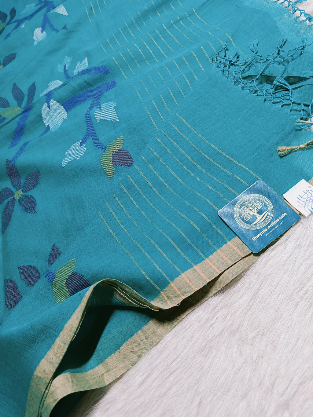 Mulmul Cotton Jamdani Saree – Handwoven Elegance with Traditional Craftsmanship