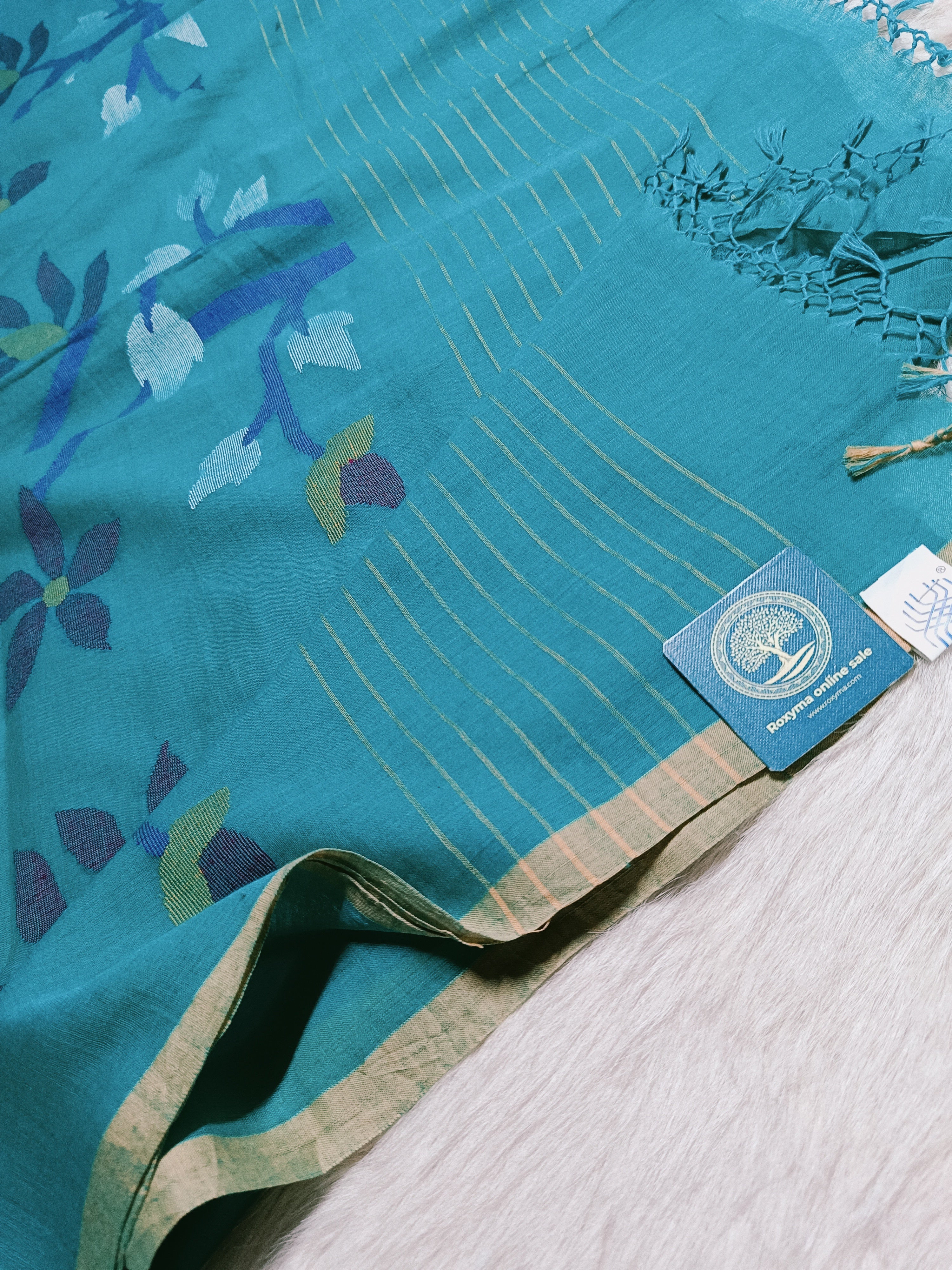 Mulmul Cotton Jamdani Saree – Handwoven Elegance with Traditional Craftsmanship