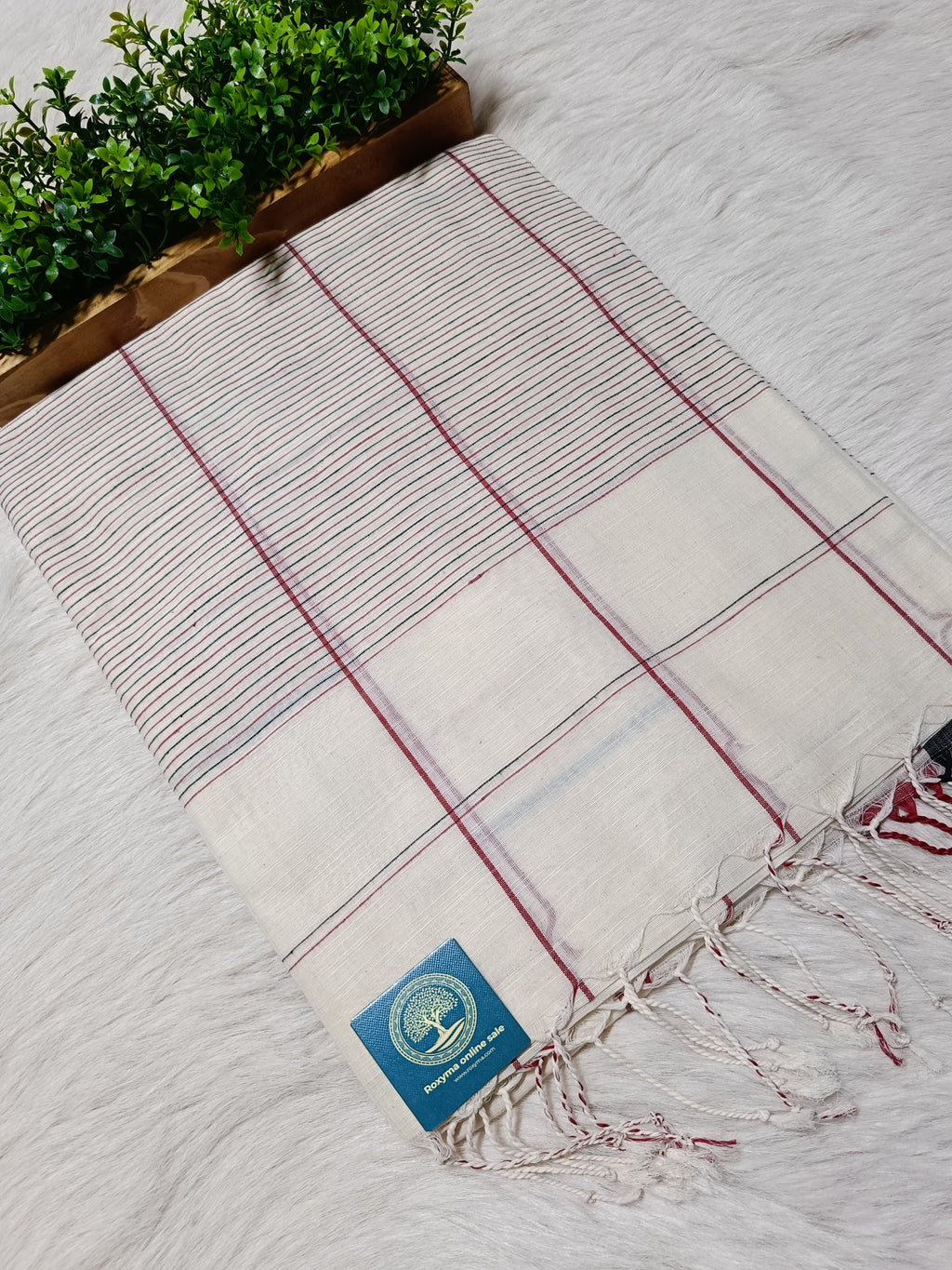 Pure Cotton Saree with Double  Contrast Border and Blouse Piece