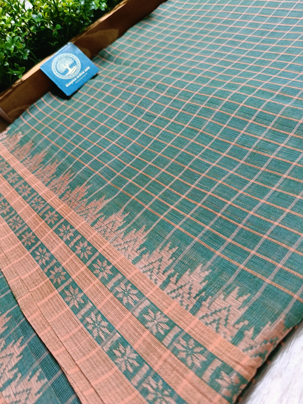 Premium Handwoven Dhonekhali Cotton Saree – Traditional Border | No Blouse Piece