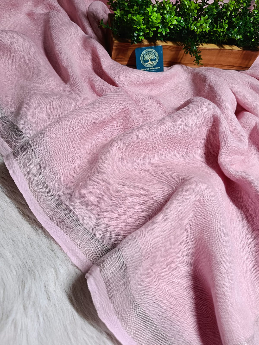 Pure Handwoven Jaishree Linen in Baby Pink Shed