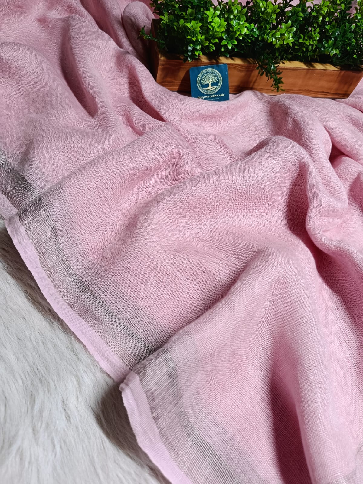 Pure Handwoven Jaishree Linen in Baby Pink Shed
