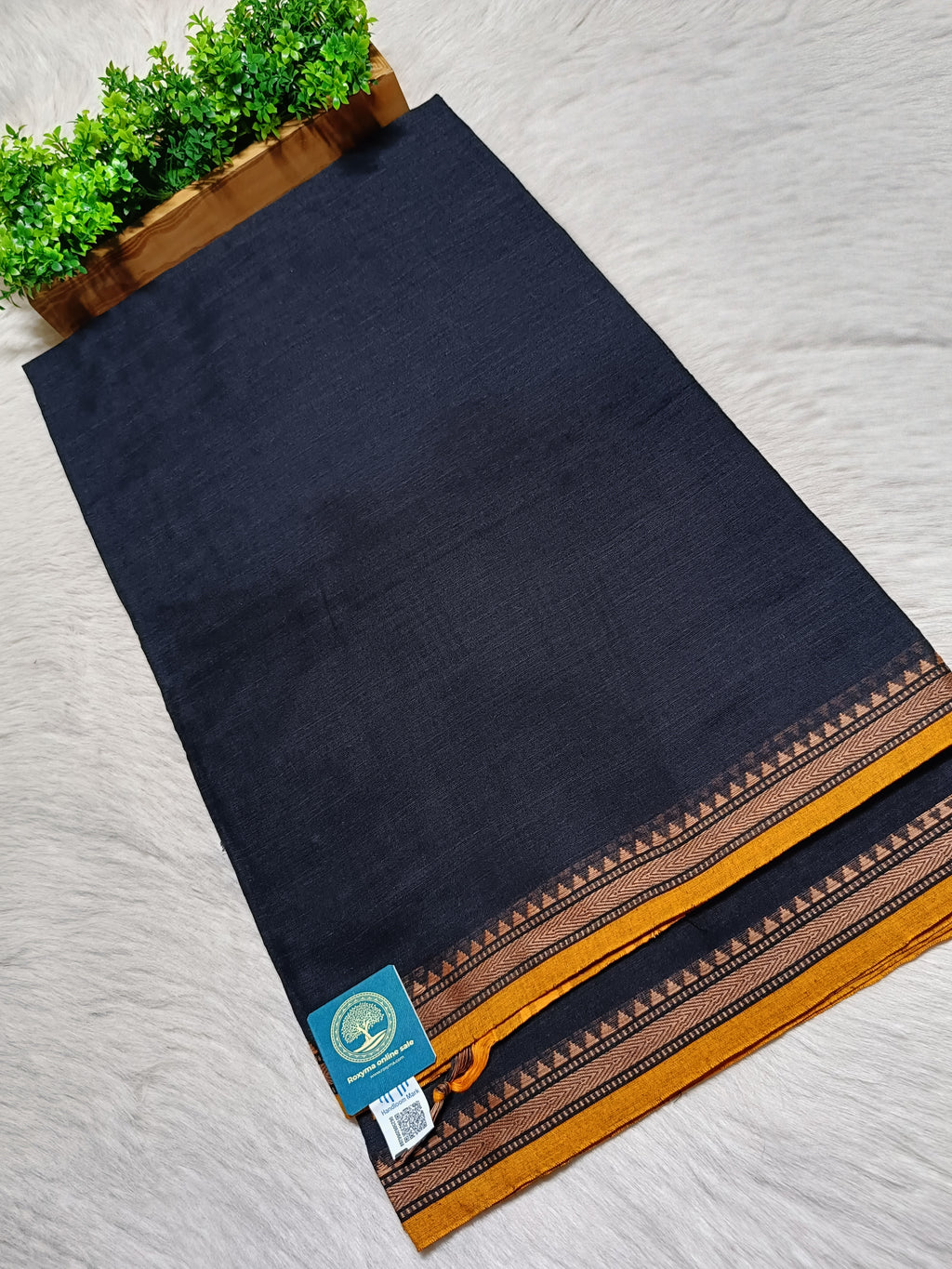 Bengal Handwoven Dhaniyakhali Cotton Saree with Customised Narayanpet Border