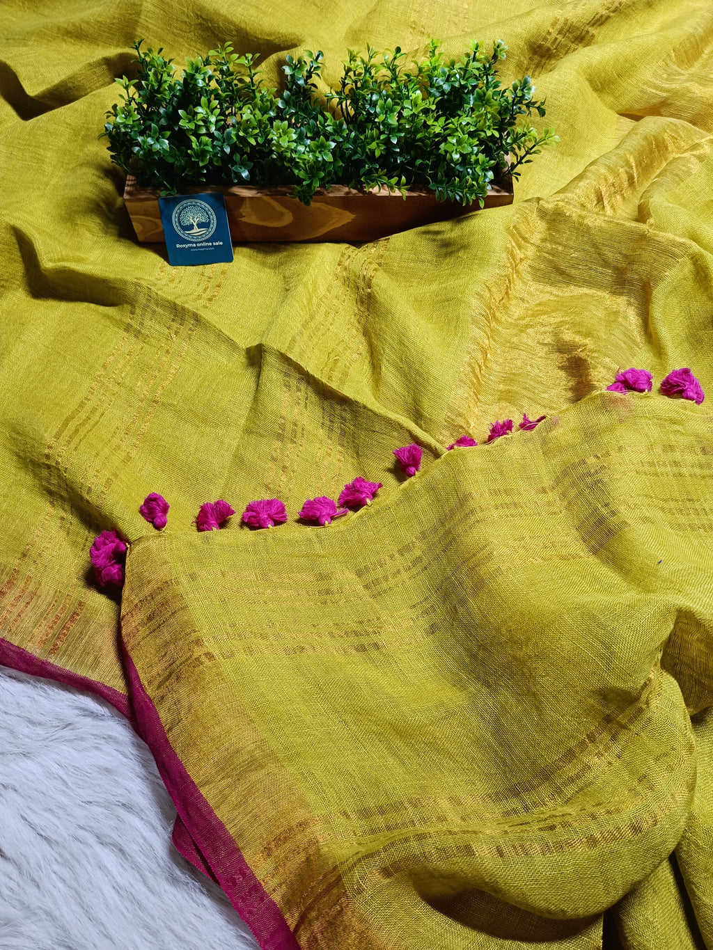 Linen Saree with Blouse Piece