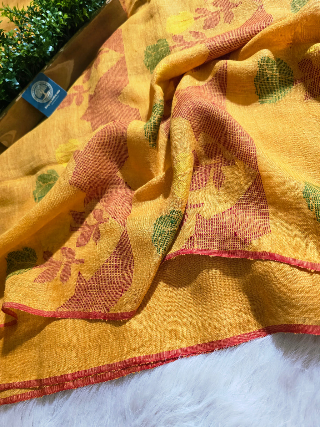 Mustard Jaishree Linen Saree with Handwoven Jamdani Pallu