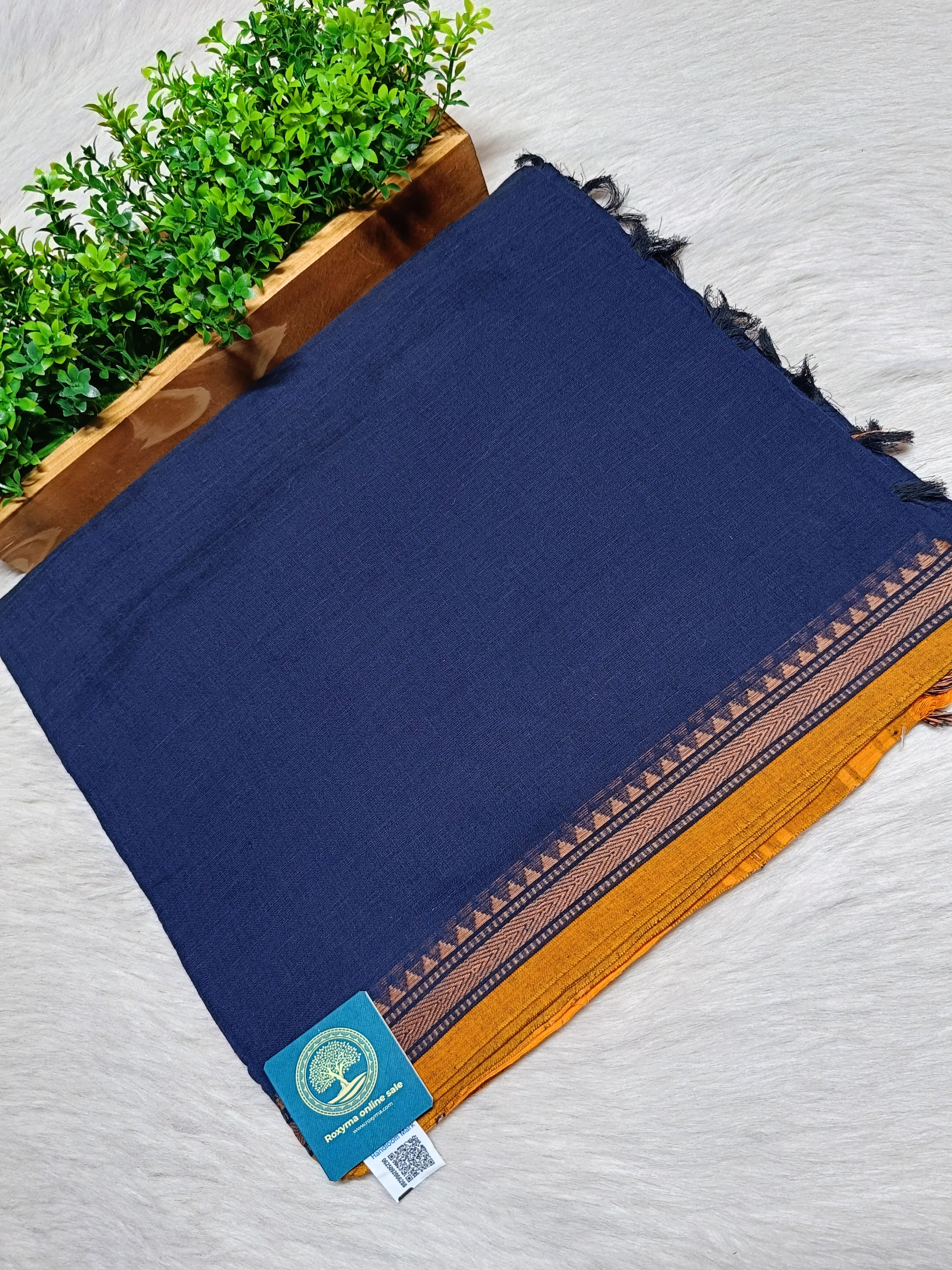 Bengal Handwoven Dhaniyakhali Cotton Saree with Customised Narayanpet Border