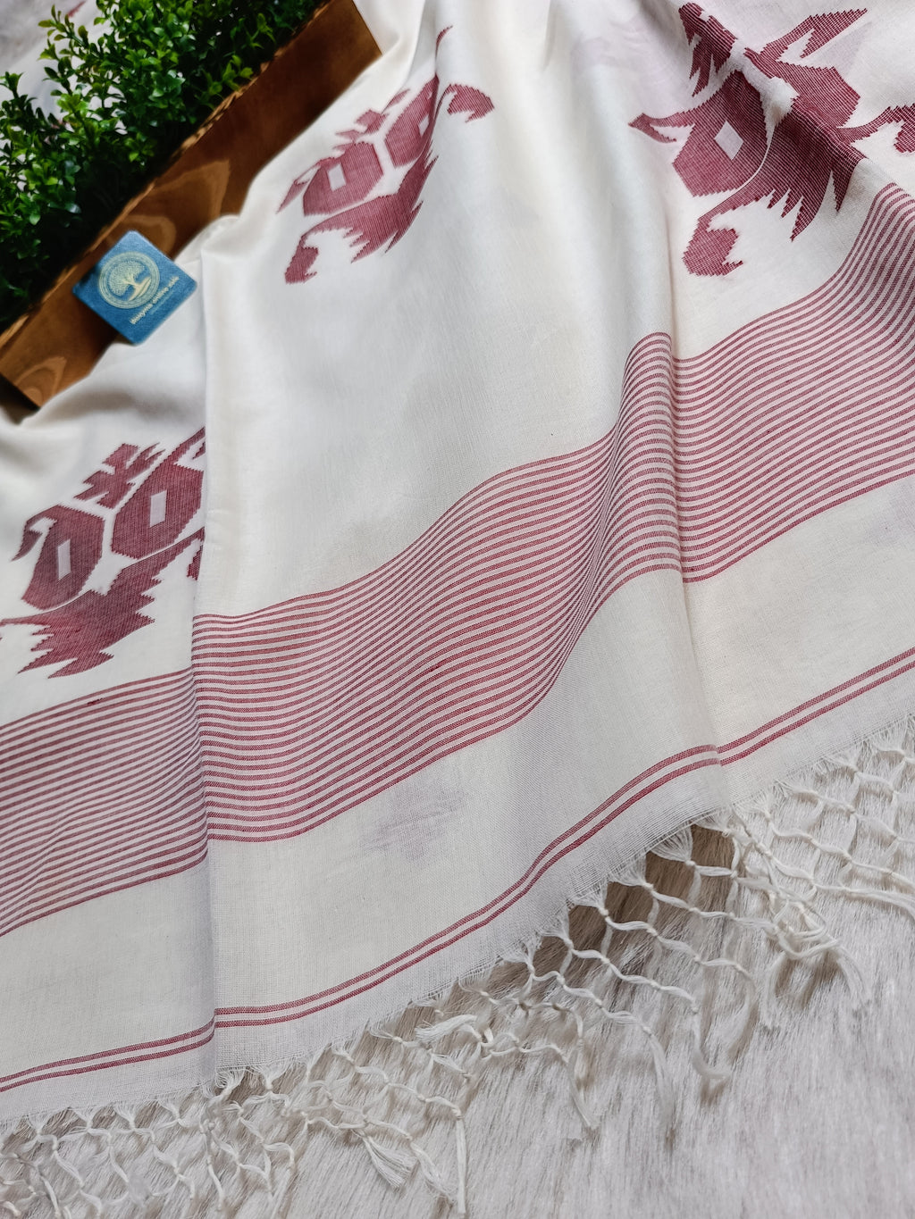 Pure Handloom Bengal Jamdani Saree – Traditional Red and White with Designer Blouse Piece