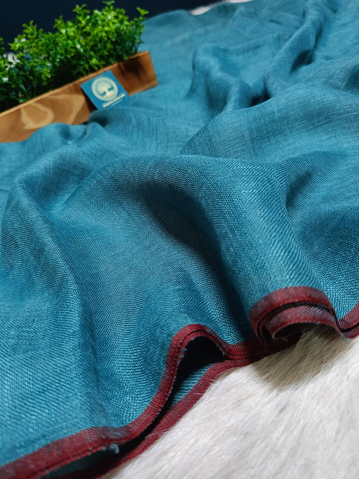 Turquoise Blue Jaishree Linen Saree with Handwoven Jamdani Pallu