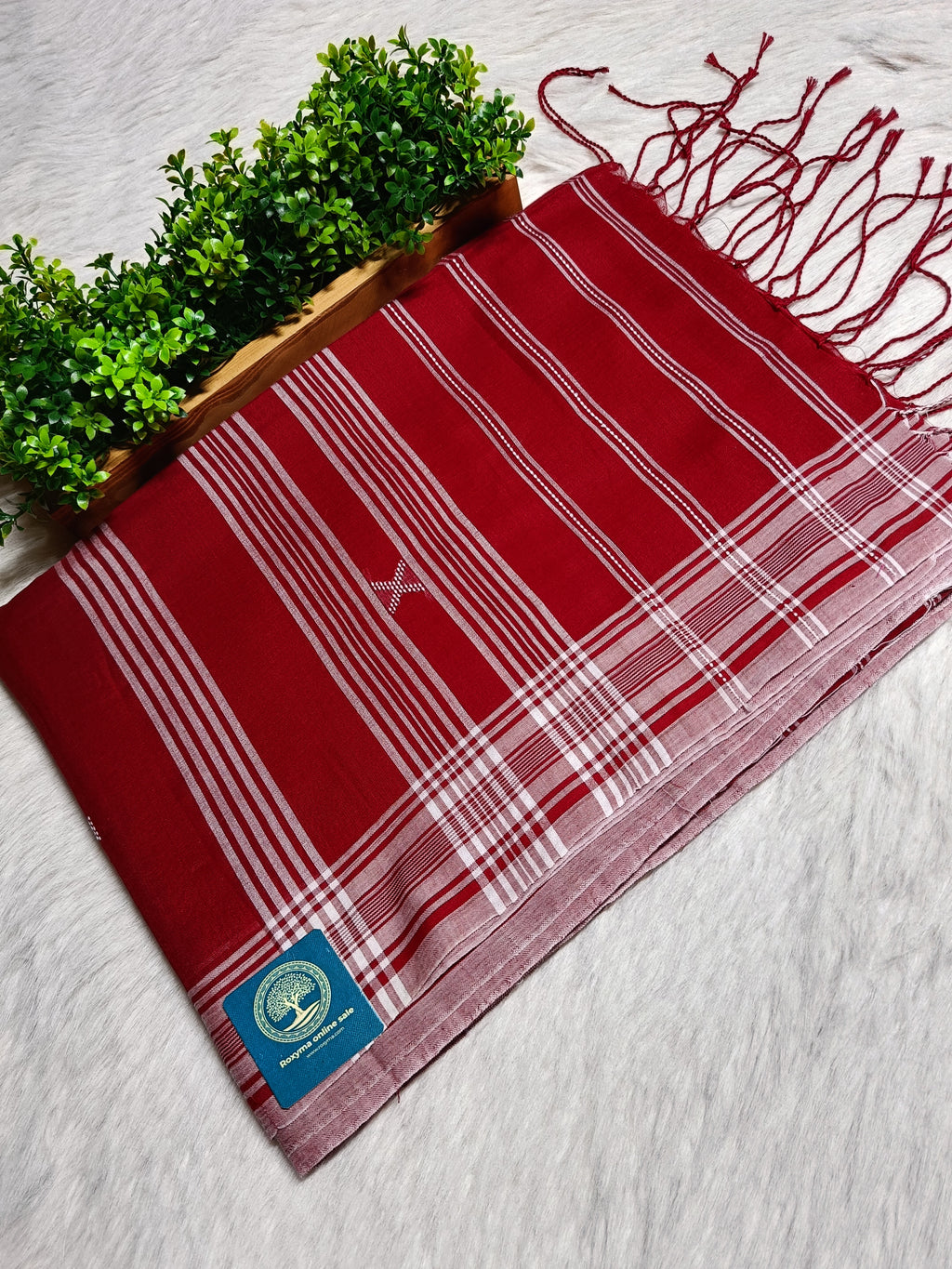 Red Cotton Jamdani Saree with Bhujodi-Style Weaving
