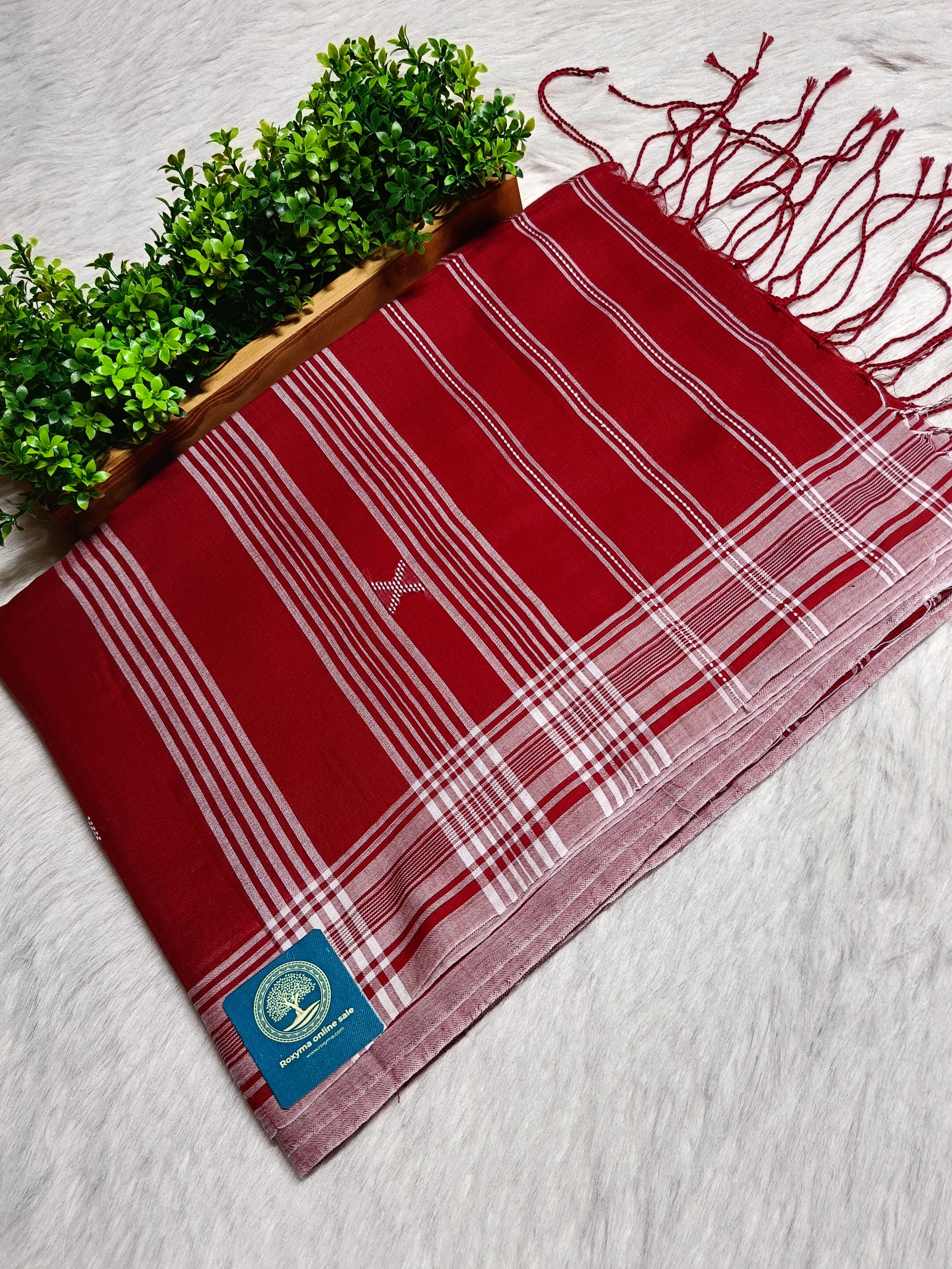 Red Cotton Jamdani Saree with Bhujodi-Style Weaving