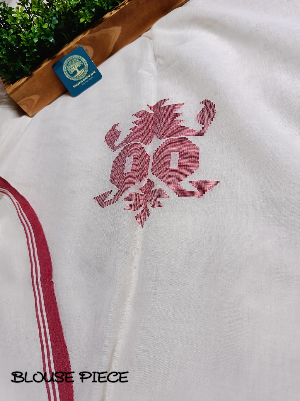 Pure Handloom Bengal Jamdani Saree – Traditional Red and White with Designer Blouse Piece