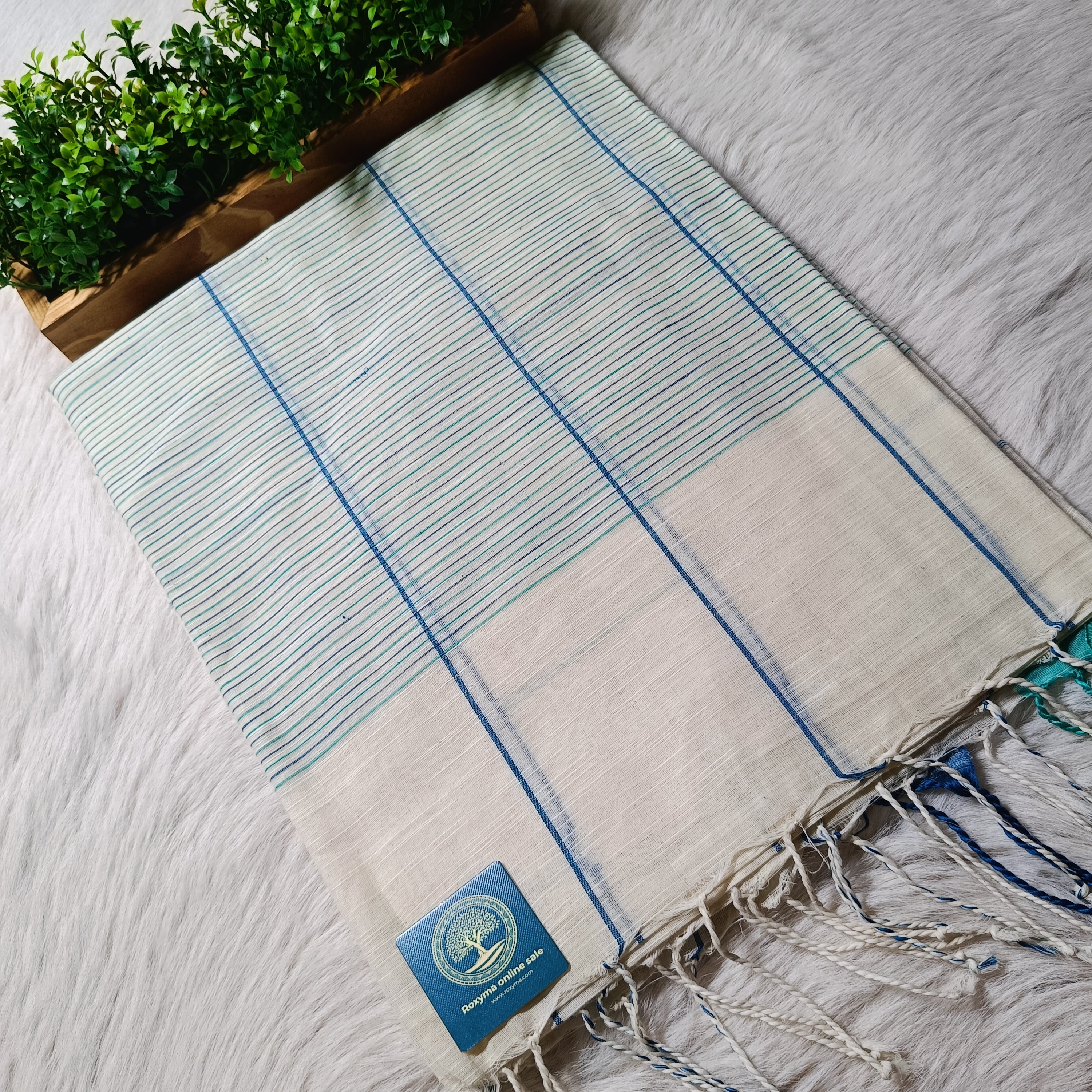 Pure Cotton Saree with Double  Contrast Border and Blouse Piece