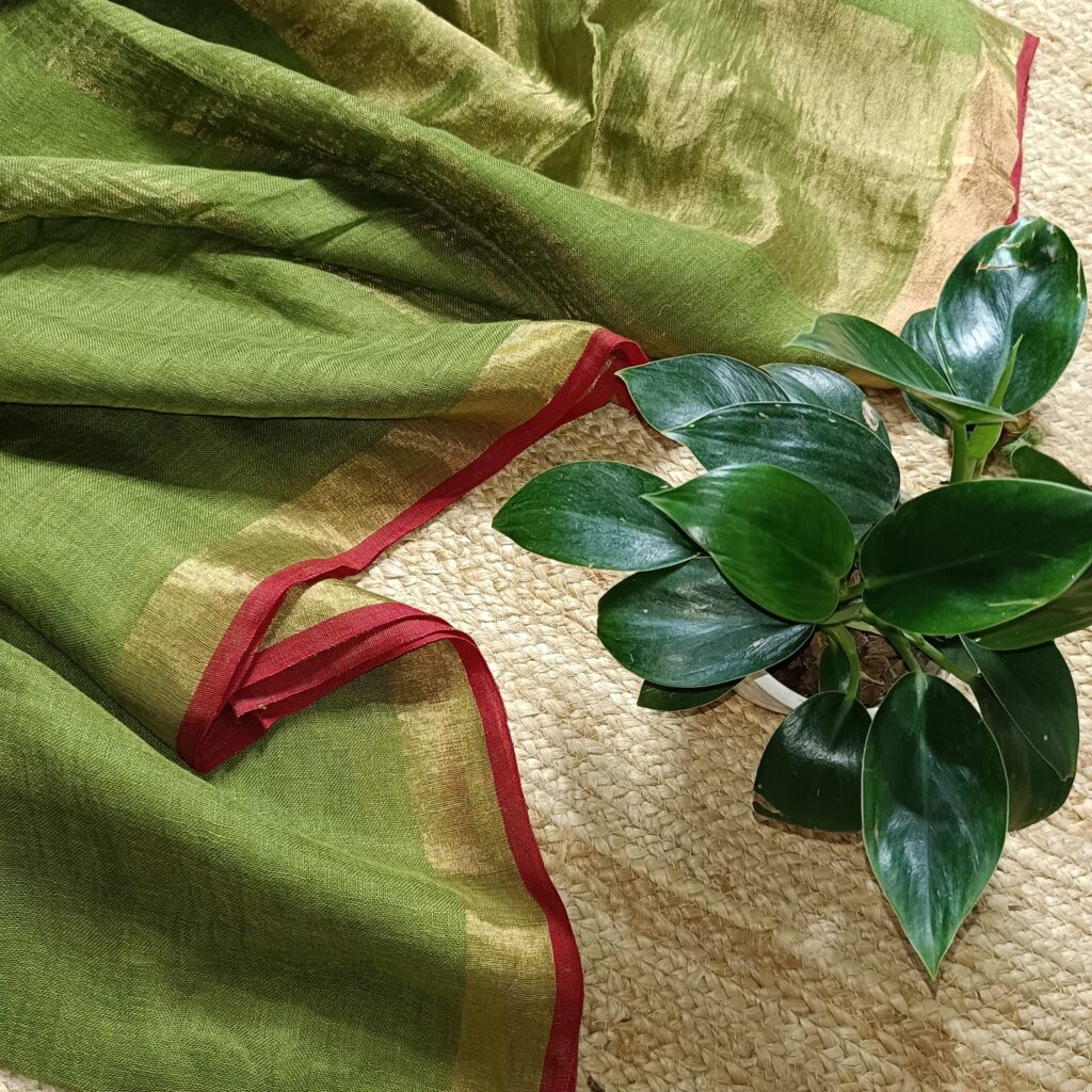 Jaisree Linen Saree Featuring A Contrast Tested Zari Border And Matching Blouse Piece