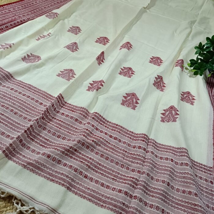 Bengal's Timeless Heritage With This Traditional Begumpuri Cotton Saree - Image 7