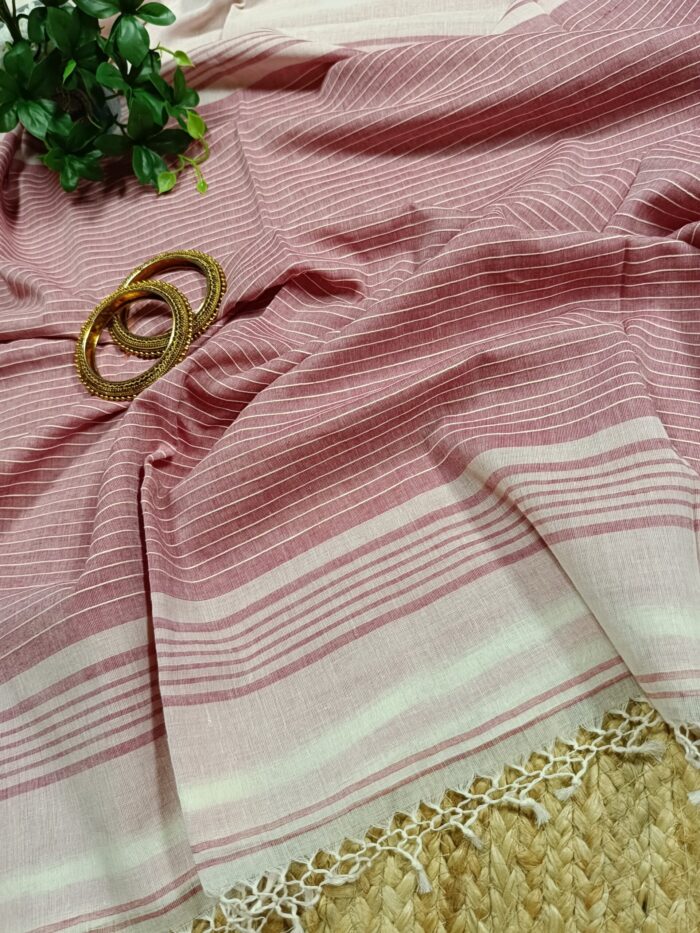 Bengal Traditional Laal Paar Saada Saree with Ghicha Stripes in Pallu & Blouse Piece - Image 3