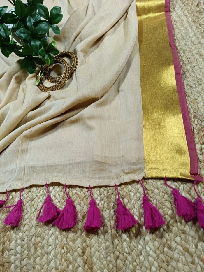 Bengal Mull Cotton Saree, Featuring A Striking Contrast Zari Border And Playful Pompom Edging - Image 5